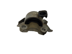 Nosilec Motorja Opel Corsa 13130739