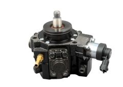 Črpalka Za Vbrizgavanje Nov Original 1670000Q1T 167002972R Renault Nissan