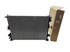 Hladilnik Motorja Original 214103657R Renault