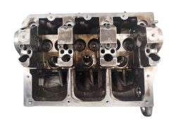 Glava motorja VWAG 045103373H 1.4 6V TDI BMS 2