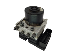 Črpalka Abs Ford Fiesta 8V512M110AD 06.2109-5581.3 Ate 3858