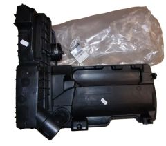 Ohišje Zračnega Filtra Original 165008572R Renault Dacia