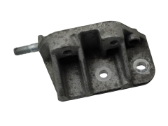 Nosilec motorja Renault 8200162452 1.9 DCI