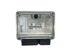Kontrolna Enota 038906019CD 0281010218 VW Bosch 63459