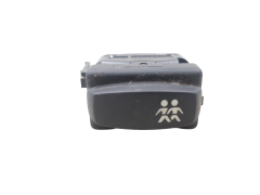 Stikalo Za Zaklepanje Vrat Renault Laguna 2 015086B 8200015086