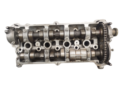 Glava motorja VWAG 077103373M/L 4.2 16V V8 ABZ