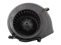 Motor Ventilatorja Grelca VW Audi 321819015