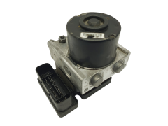 Črpalka Abs Ford Fiesta 8V512M110AD 06.2109-5581.3 Ate 65261