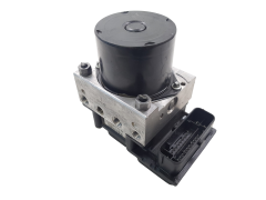 Črpalka Abs VW Polo 6Q0614117AJ 026523244 0265800775 Bosch 2110