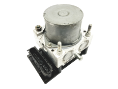 Črpalka Abs Renault Modus 8200129951 0265231359 Bosch 45938