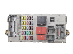 Škatla z varovalkami Fiat Croma 46846745 46846746