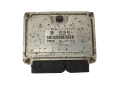 Kontrolna Enota 038906012CL 0281010380 Skoda VW Bosch 3680