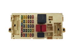 Škatla z varovalkami Alfa Romeo 60684629 NPL 46558758 Magneti Marelli