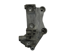 Nosilec motorja 117105124R 1.6 DCI Renault Nissan Opel