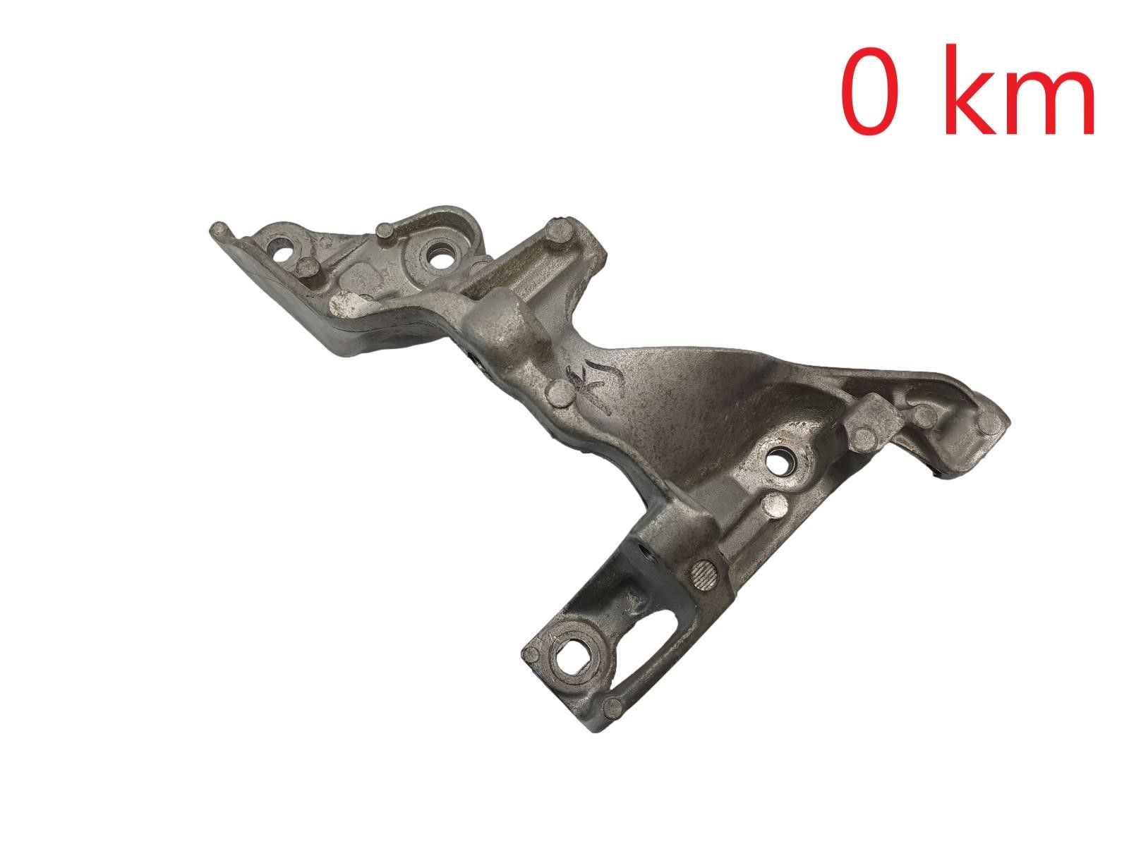 Nosilec motorja 147174072R 1.6 DCI Renault Trafic 3 Vivaro 2 NV300 0km main product photo