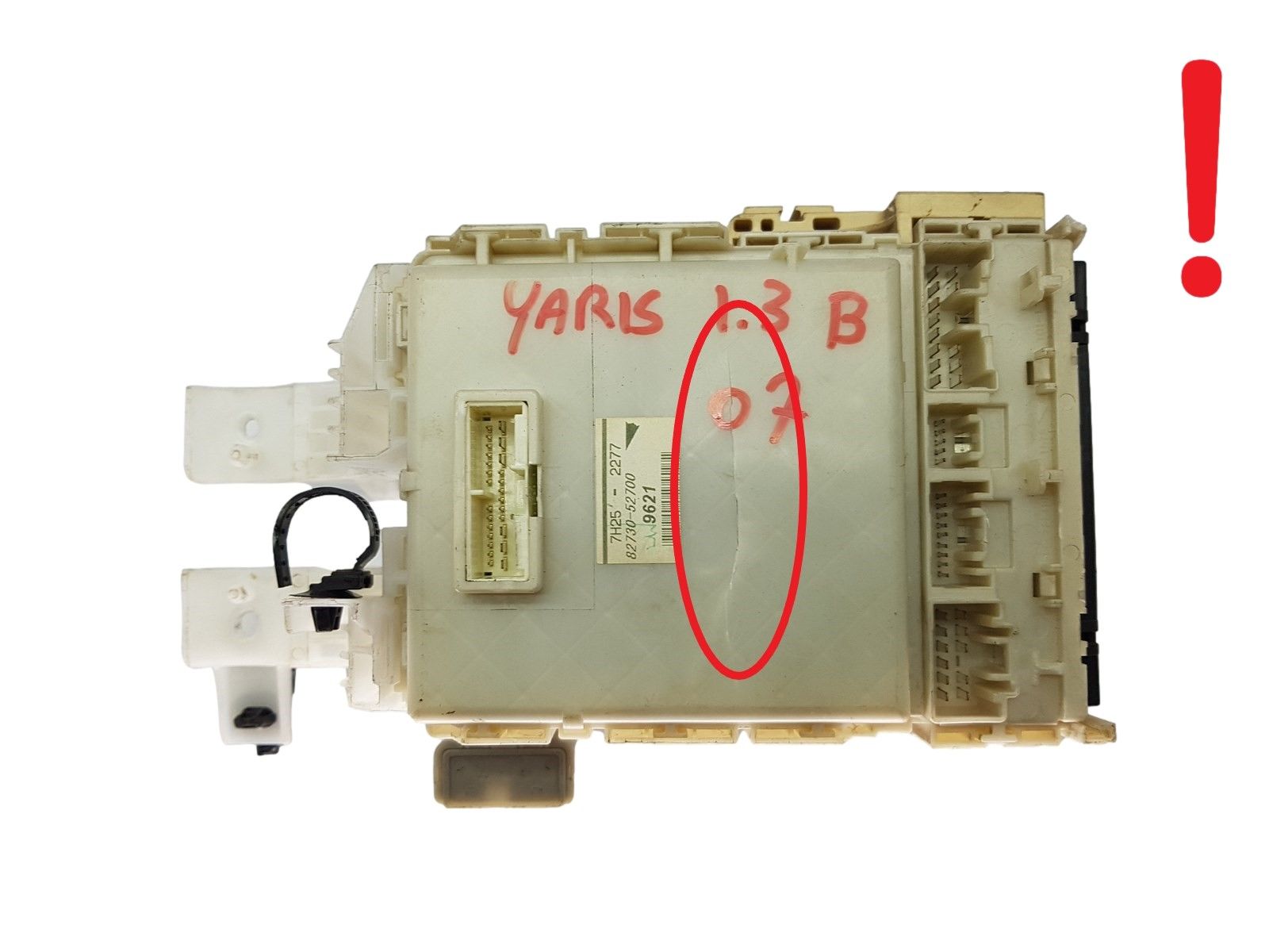 Škatla z varovalkami Toyota 82730-52700 20214 main product photo