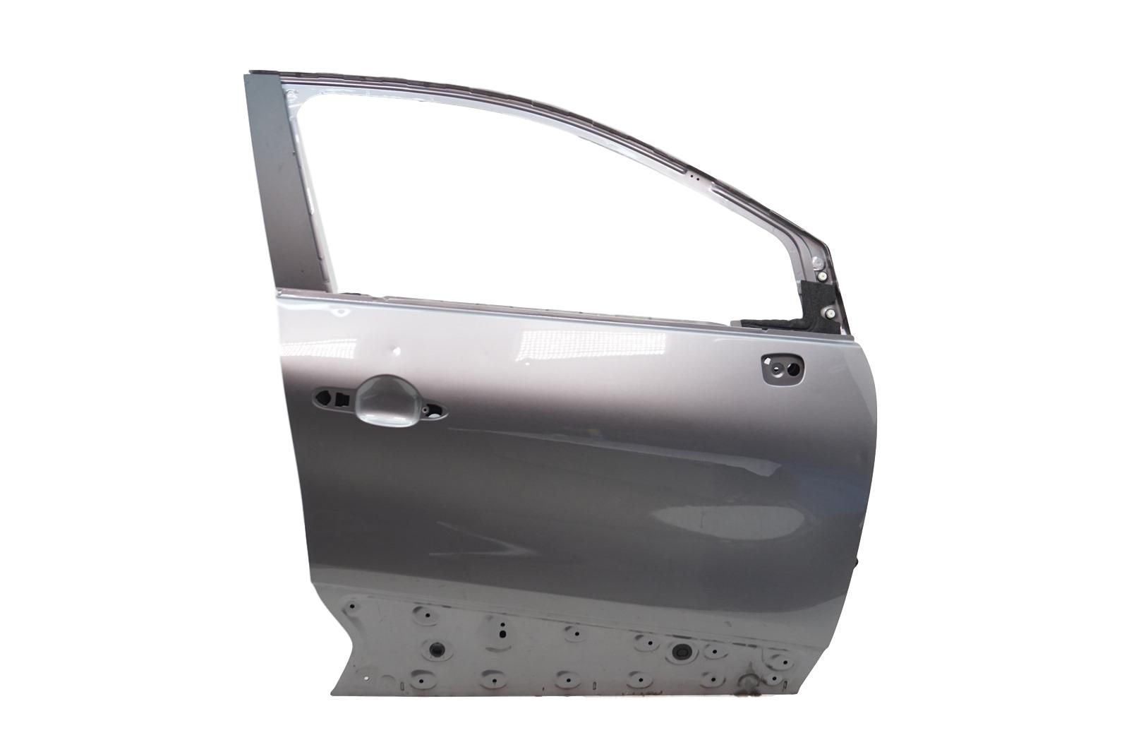 Vrata Desni Spredaj Renault Captur TEKNG 801107177R main product photo