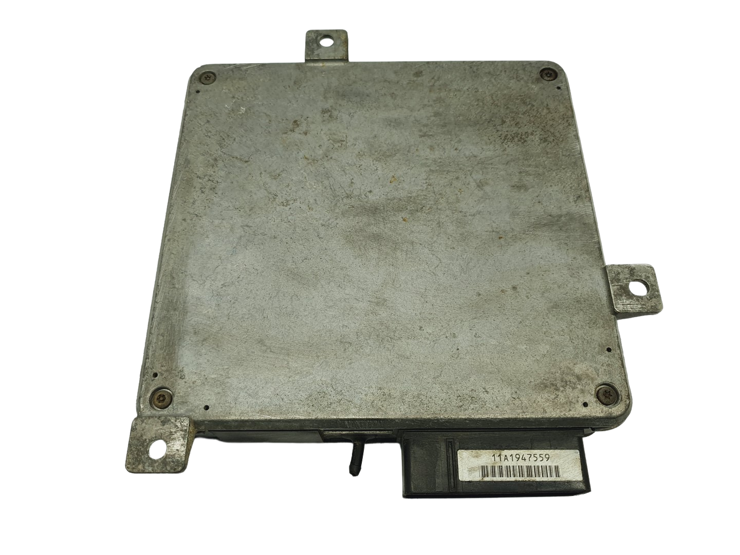 Kontrolna Enota Motorja ECU MNE101140 NC Rover 68573 main product photo